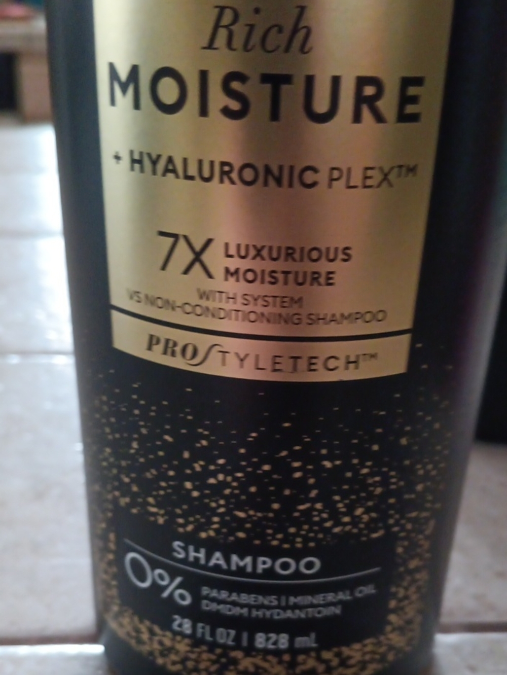 Tresemme7X Luxurious Moisture Shampoo - Black & Gold